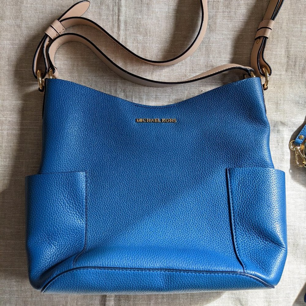 Cornflower Blue Pebbled Leather Michael Kors Hobo Handbag w/ wallets